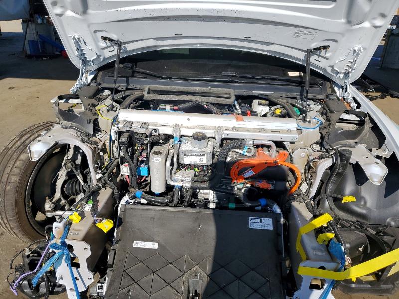 68696176 :رقم المزاد ، 5YJSA1E57RF543182 vin ، 2024 Tesla Model S مزاد بيع