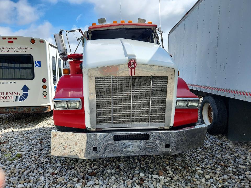 Продажа на аукционе авто 2006 Kenworth Construction, vin: 1XKDDB9X16R118147, номер лота: 68252086