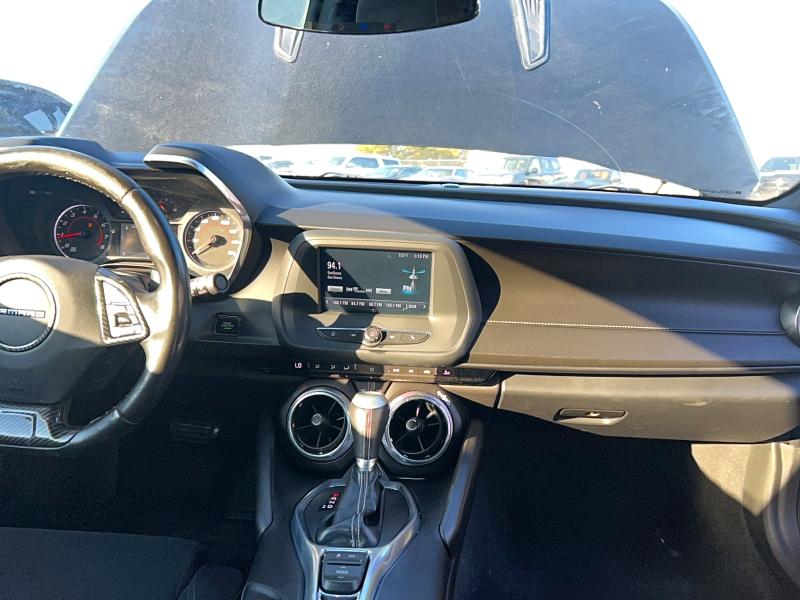 68693686 :رقم المزاد ، 1G1FB1RS9H0127199 vin ، 2017 Chevrolet Camaro مزاد بيع