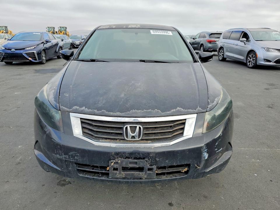 69933996 :رقم المزاد ، 1HGCP26748A118570 vin ، 2008 Honda Accord مزاد بيع