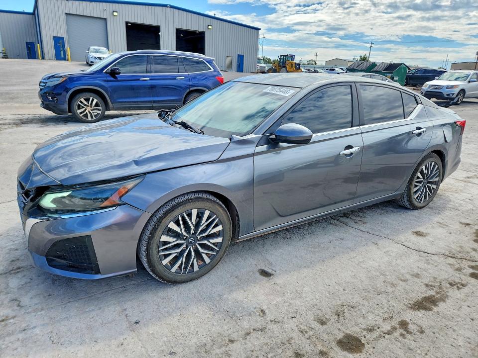 Auction sale of the 2023 Nissan Altima, vin: 1N4BL4DV0PN334495, lot number: 70075446