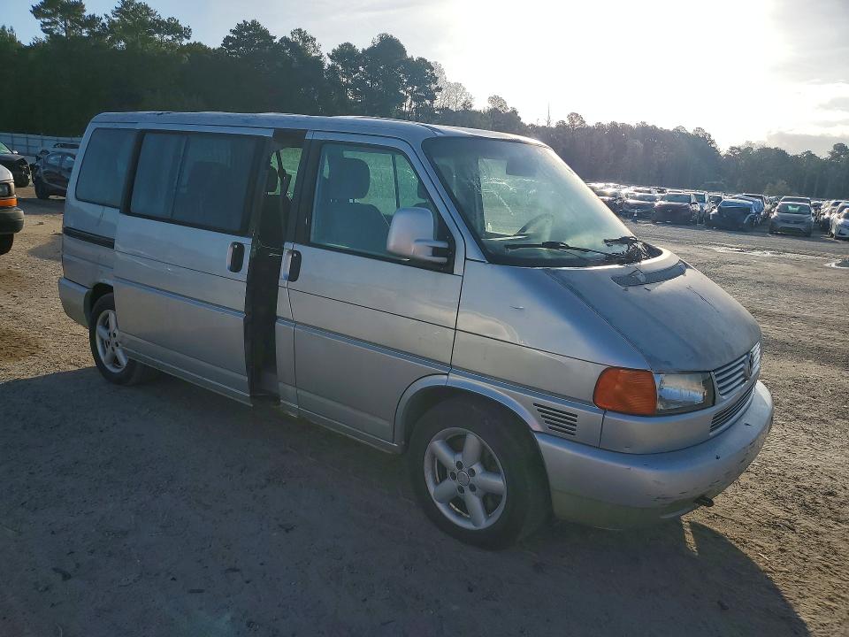 2002 Volkswagen Eurovan მანქანა იყიდება აუქციონზე, vin: WV2KB47092H076225, აუქციონის ნომერი: 67956726