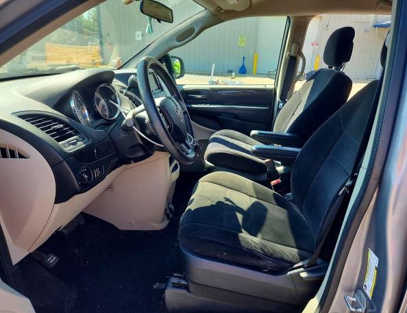 2013 Dodge Grand Caravan მანქანა იყიდება აუქციონზე, vin: 2C4RDGBG6DR794786, აუქციონის ნომერი: 67653856