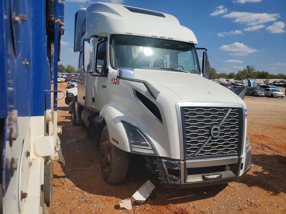Aukcja sprzedaży 2023 Volvo Vnl, vin: 4V4NC9EH3PN331348, numer aukcji: 69812286