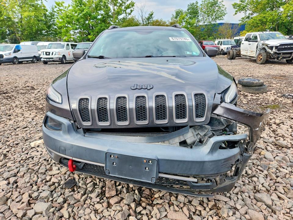 2014 Jeep Cherokee მანქანა იყიდება აუქციონზე, vin: 1C4PJMBS1EW310552, აუქციონის ნომერი: 67079786