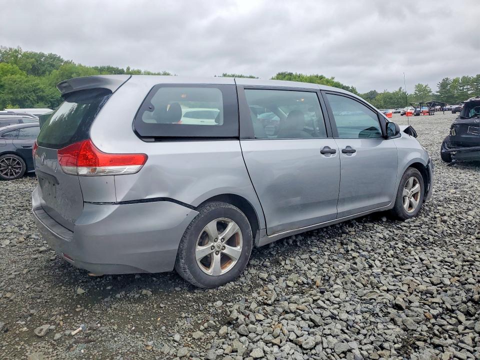 Продаж на аукціоні авто 2012 Toyota Sienna, vin: 5TDZK3DC3CS244458, номер лоту: 65897456