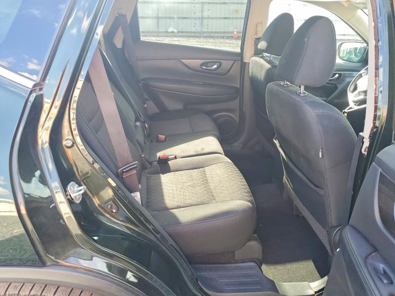 68559706 :رقم المزاد ، 5N1AT2MVXJC720673 vin ، 2018 Nissan Rogue مزاد بيع