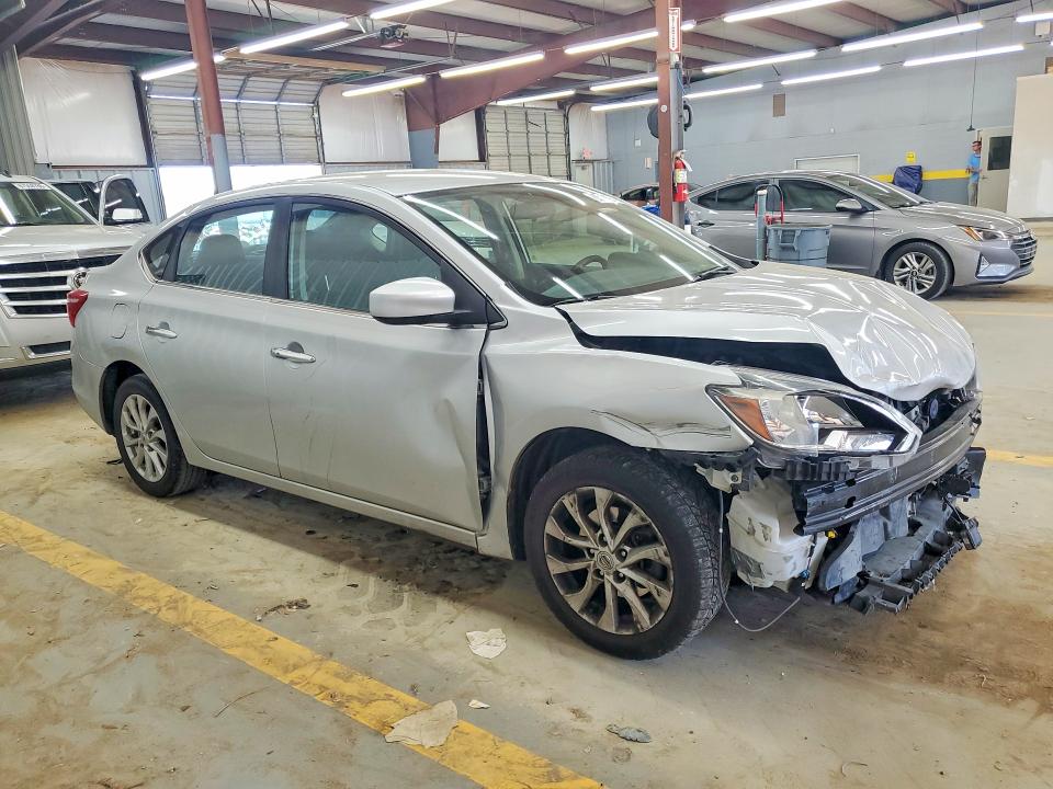 67493906 :رقم المزاد ، 3N1AB7AP8JY258277 vin ، 2018 Nissan Sentra مزاد بيع