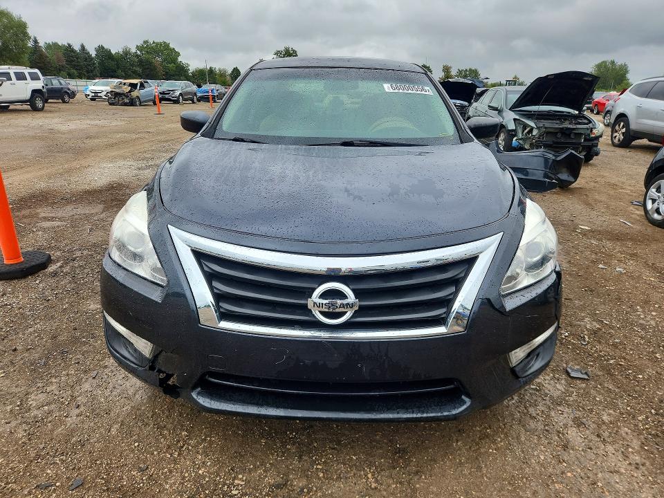2015 Nissan Altima მანქანა იყიდება აუქციონზე, vin: 1N4AL3AP6FN377717, აუქციონის ნომერი: 68000556
