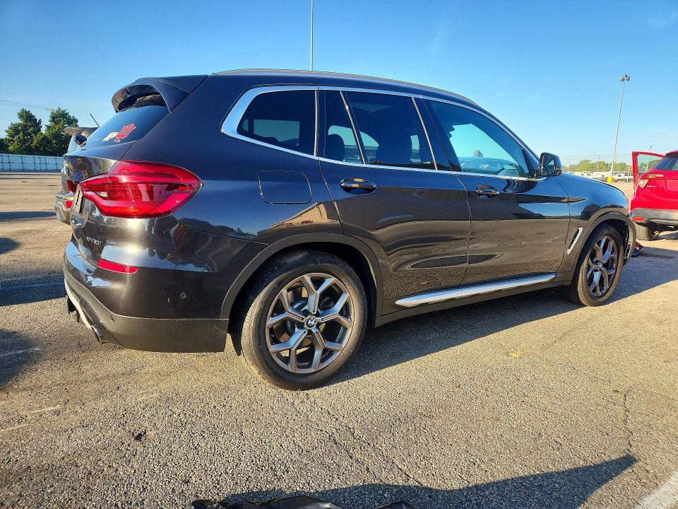 Aukcja sprzedaży 2021 Bmw X3, vin: 5UXTY5C03M9F93600        , numer aukcji: 69015966