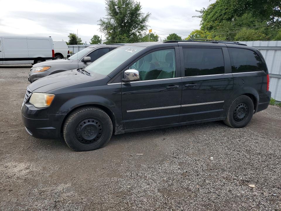 2010 Chrysler Town & Country მანქანა იყიდება აუქციონზე, vin: 2A4RR5DX7AR380604, აუქციონის ნომერი: 68947746