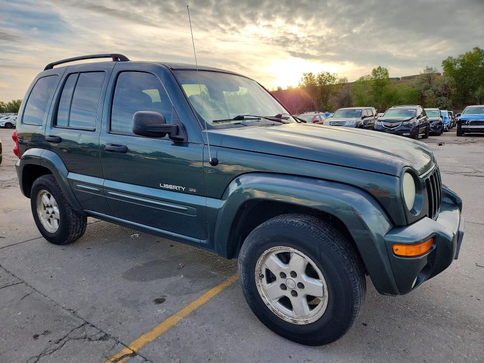70136196 :رقم المزاد ، 1J8GL58K32W352748 vin ، 2002 Jeep Liberty مزاد بيع