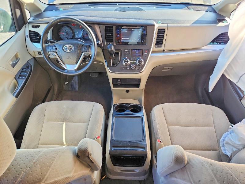 70152986 :رقم المزاد ، 5TDKK3DC1GS762432 vin ، 2016 Toyota Sienna مزاد بيع