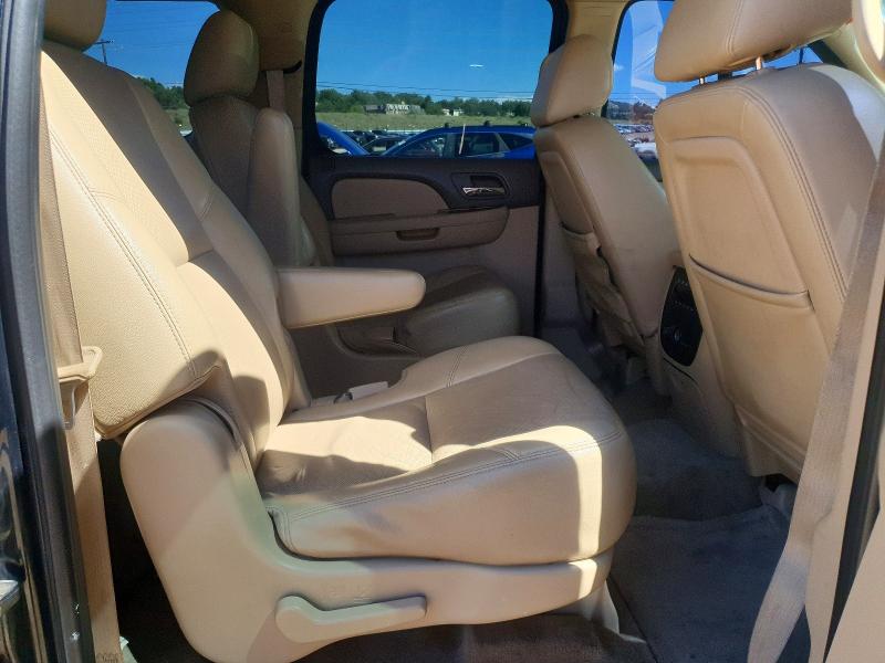 Продаж на аукціоні авто 2011 Chevrolet Suburban, vin: 1GNSKKE34BR182065, номер лоту: 68440006