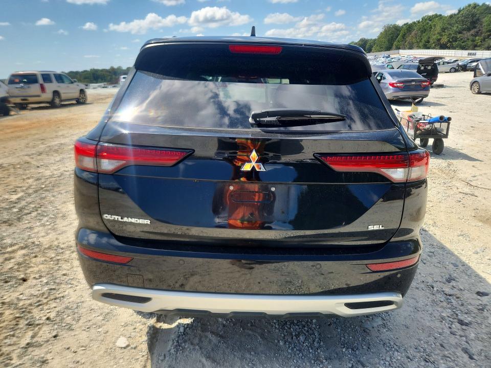 67836726 :رقم المزاد ، JA4J3VA87NZ083517 vin ، 2022 Mitsubishi Outlander مزاد بيع