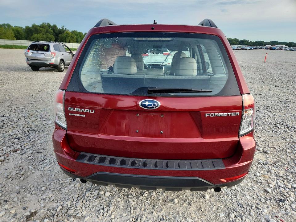 67798946 :رقم المزاد ، JF2SHBBC2CH418474 vin ، 2012 Subaru Forester مزاد بيع