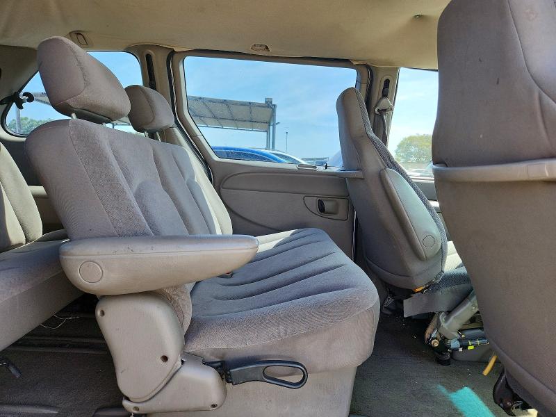 Продаж на аукціоні авто 2001 Chrysler Voyager, vin: 1C4GJ25B81B147237, номер лоту: 68598416