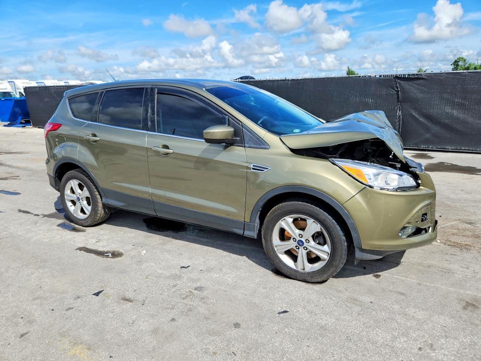 68024786 :رقم المزاد ، 1FMCU0G95DUC02381 vin ، 2013 Ford Escape مزاد بيع