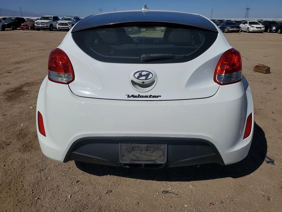 70086696 :رقم المزاد ، KMHTC6ADXFU236466 vin ، 2015 Hyundai Veloster مزاد بيع