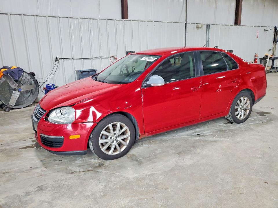 69352496 :رقم المزاد ، 3VWAX7AJ8AM112296 vin ، 2010 Volkswagen Jetta مزاد بيع