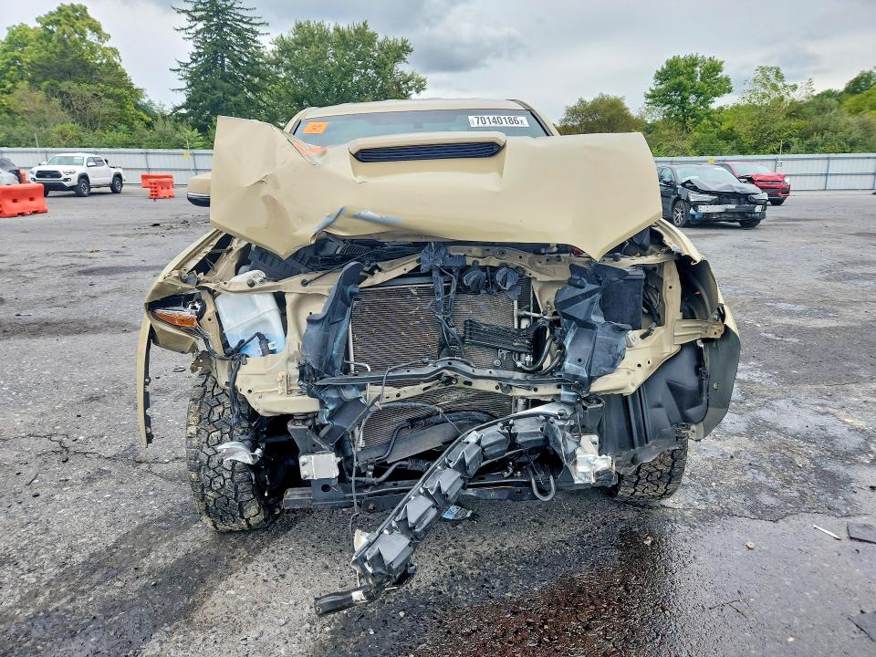 Aukcja sprzedaży 2017 Toyota Tacoma, vin: 5TFSZ5ANXHX076947, numer aukcji: 70140186