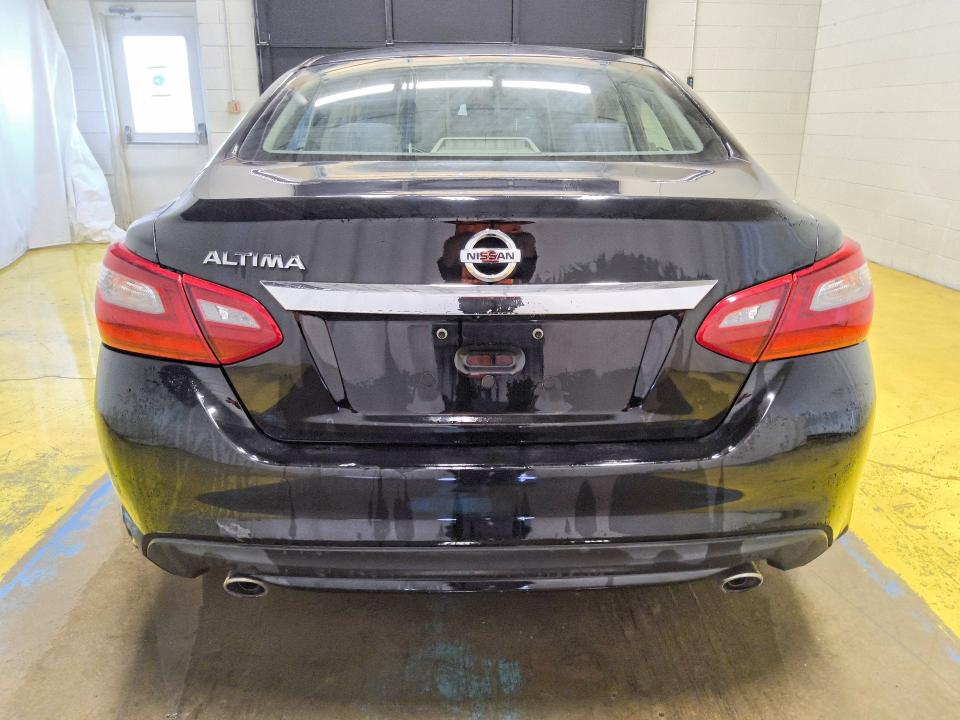 69123526 :رقم المزاد ، 1N4AL3AP4JC154984 vin ، 2018 Nissan Altima مزاد بيع