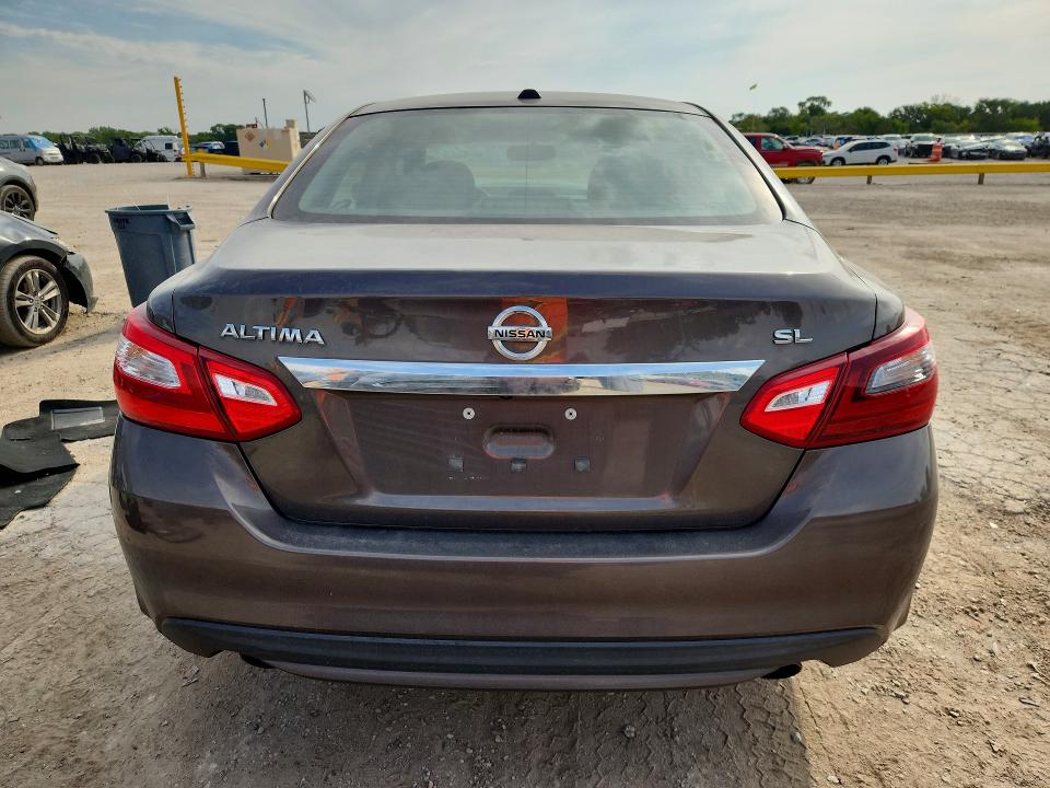2017 Nissan Altima მანქანა იყიდება აუქციონზე, vin: 1N4AL3APXHC119912, აუქციონის ნომერი: 70365226