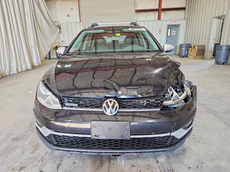 Aukcja sprzedaży 2017 Volkswagen Golf Alltrack, vin: 3VWM17AU3HM525455, numer aukcji: 68753456
