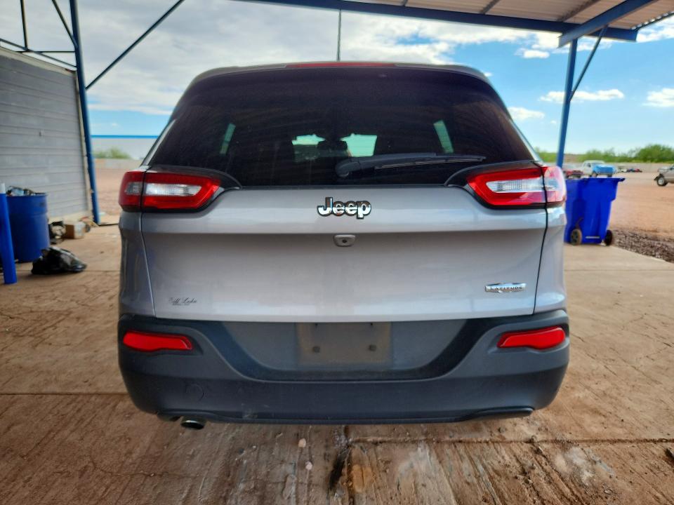 70843466 :رقم المزاد ، 1C4PJLCB2GW216398 vin ، 2016 Jeep Cherokee مزاد بيع