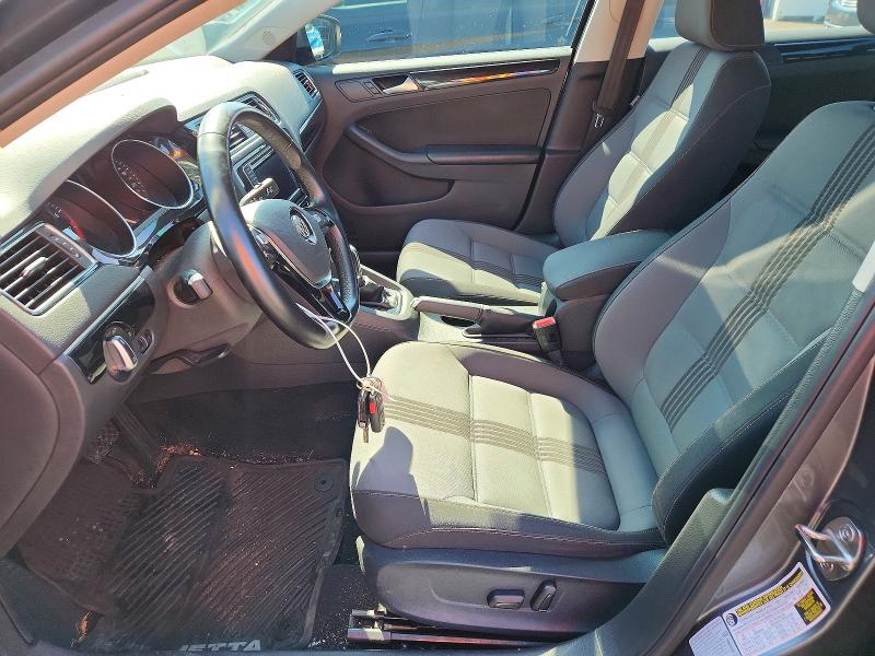 67354056 :رقم المزاد ، 3VWDB7AJ1HM296406 vin ، 2017 Volkswagen Jetta مزاد بيع