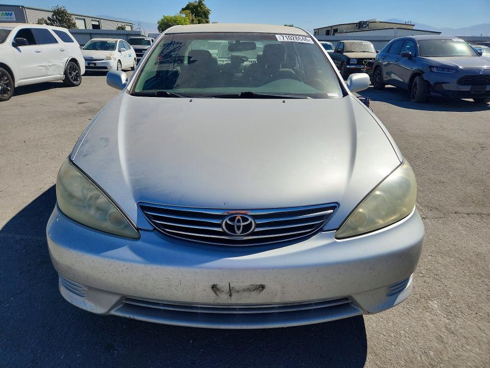 Продажа на аукционе авто 2005 Toyota Camry, vin: 4T1BE30K35U629101, номер лота: 71028646