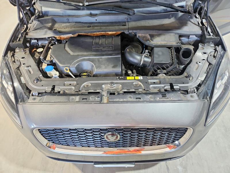 2018 Jaguar E-pace მანქანა იყიდება აუქციონზე, vin: SADFJ2FX9J1Z15632, აუქციონის ნომერი: 67790006