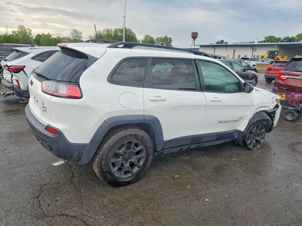 Продаж на аукціоні авто 2022 Jeep Cherokee, vin: 1C4PJMCX0ND540881, номер лоту: 67429386