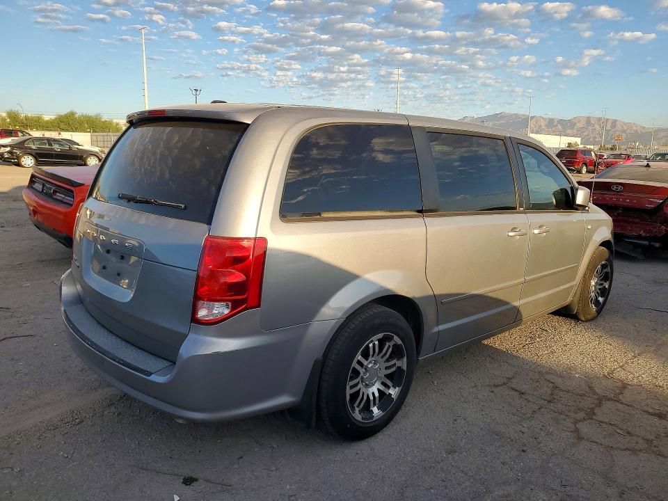 2014 Dodge Grand Caravan მანქანა იყიდება აუქციონზე, vin: 2C4RDGBG6ER261662, აუქციონის ნომერი: 70293136