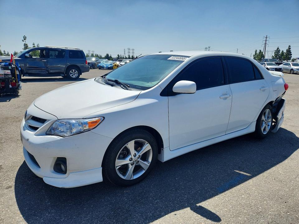 2011 Toyota Corolla მანქანა იყიდება აუქციონზე, vin: 2T1BU4EE0BC674411, აუქციონის ნომერი: 69244666