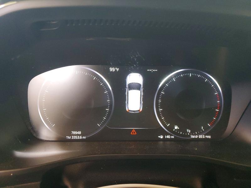 Продажа на аукционе авто 2021 Volvo Xc40, vin: YV4162UK1M2573216, номер лота: 68478246