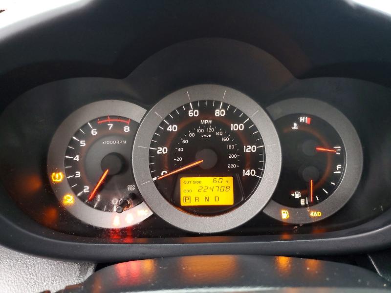 70180206 :رقم المزاد ، JTMBD32V166001817 vin ، 2006 Toyota Rav4 مزاد بيع