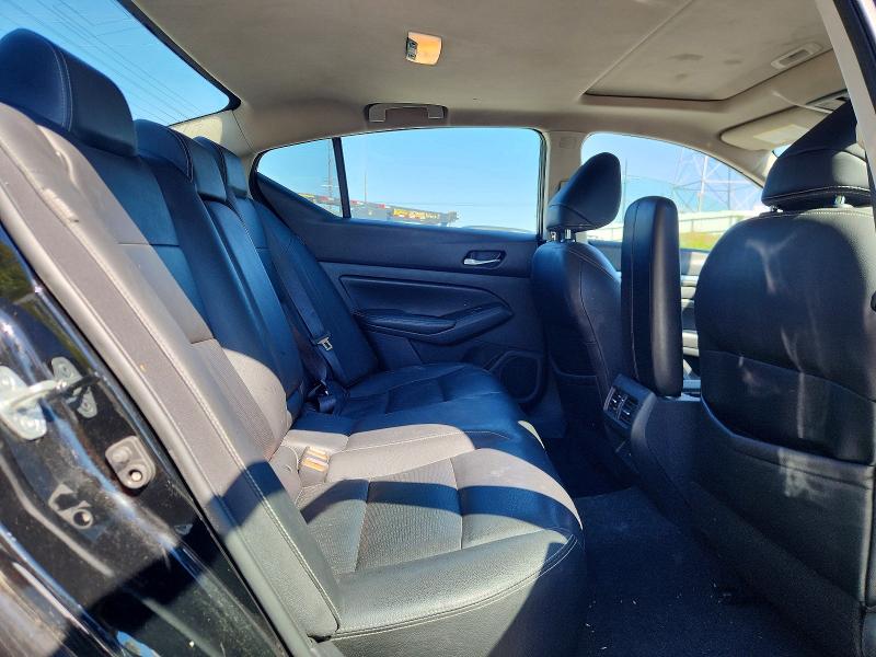 70325106 :رقم المزاد ، 1N4BL4EW8KC172014 vin ، 2019 Nissan Altima مزاد بيع