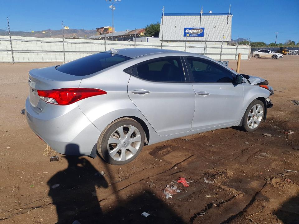 68110226 :رقم المزاد ، KMHDH4AE5DU861129 vin ، 2013 Hyundai Elantra مزاد بيع