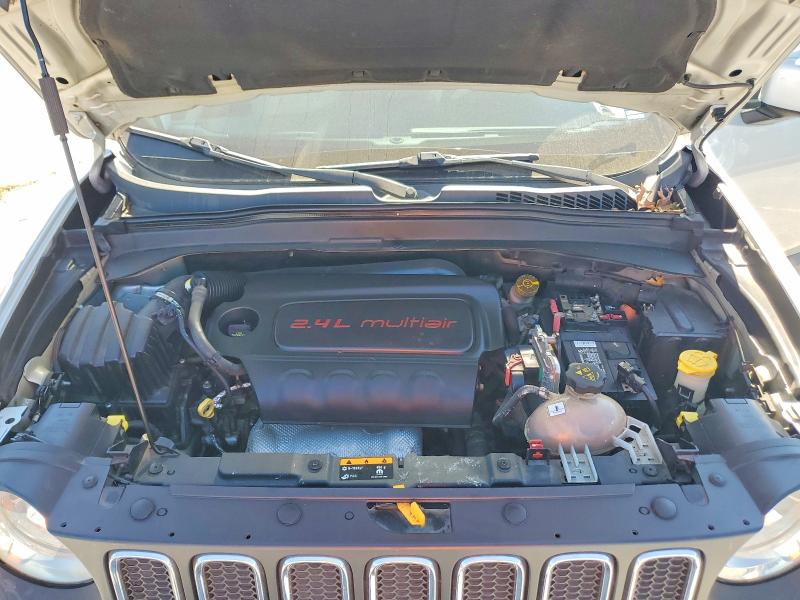 Продаж на аукціоні авто 2018 Jeep Renegade, vin: ZACCJABB1JPH84361, номер лоту: 70646756