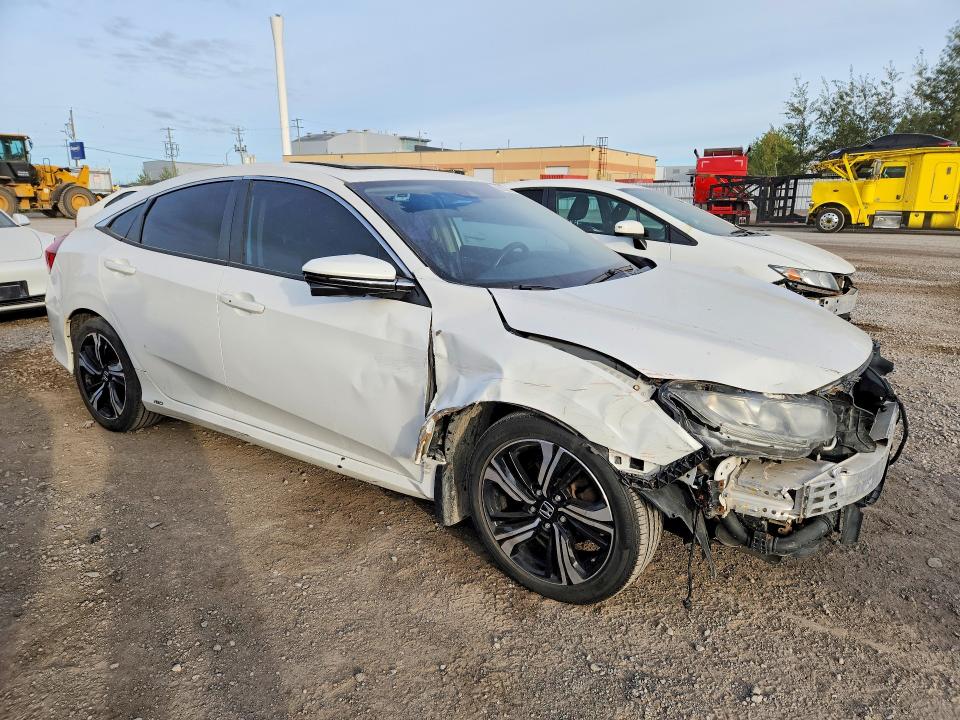 68224176 :رقم المزاد ، 2HGFC1F4XGH102804 vin ، 2016 Honda Civic مزاد بيع