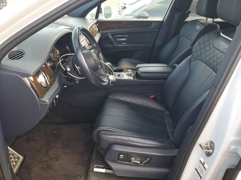 68801296 :رقم المزاد ، SJAAM2ZV8KC027436         vin ، 2019 Bentley Bentayga مزاد بيع