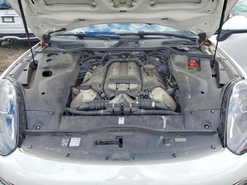 70702006 :رقم المزاد ، WP1AC2A26FLA82720 vin ، 2015 Porsche Cayenne مزاد بيع