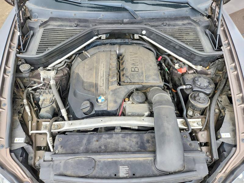 70914066 :رقم المزاد ، 5UXZV4C54DL993223 vin ، 2013 Bmw X5 مزاد بيع