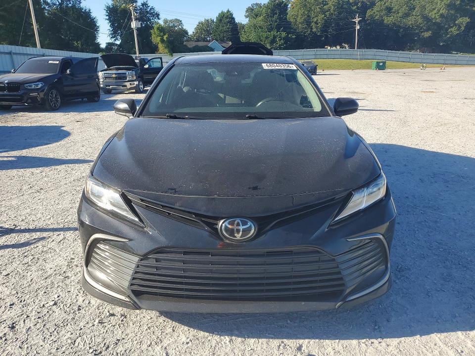 68040356 :رقم المزاد ، 4T1C11AK3PU801326 vin ، 2023 Toyota Camry مزاد بيع