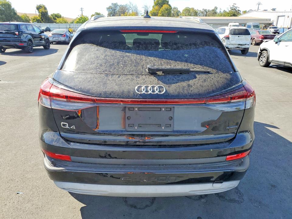 2022 Audi Q4 E-tron მანქანა იყიდება აუქციონზე, vin: WA1H2BFZ0NP042630, აუქციონის ნომერი: 68200676