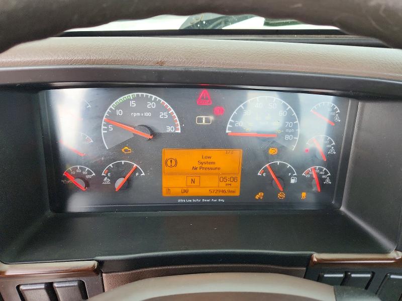 2018 Volvo Vnl მანქანა იყიდება აუქციონზე, vin: 4V4N39TG0JN892432, აუქციონის ნომერი: 69940056