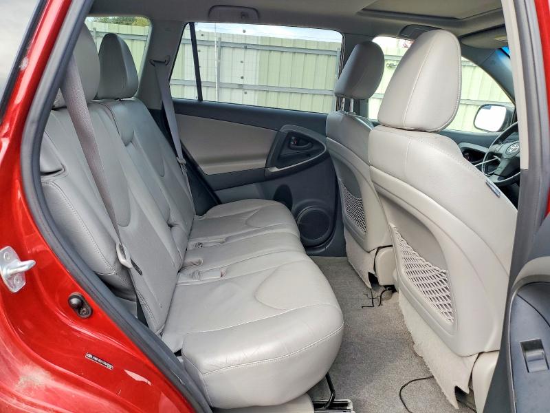 70871266 :رقم المزاد ، JTMDF4DV1CD045880 vin ، 2012 Toyota Rav4 مزاد بيع