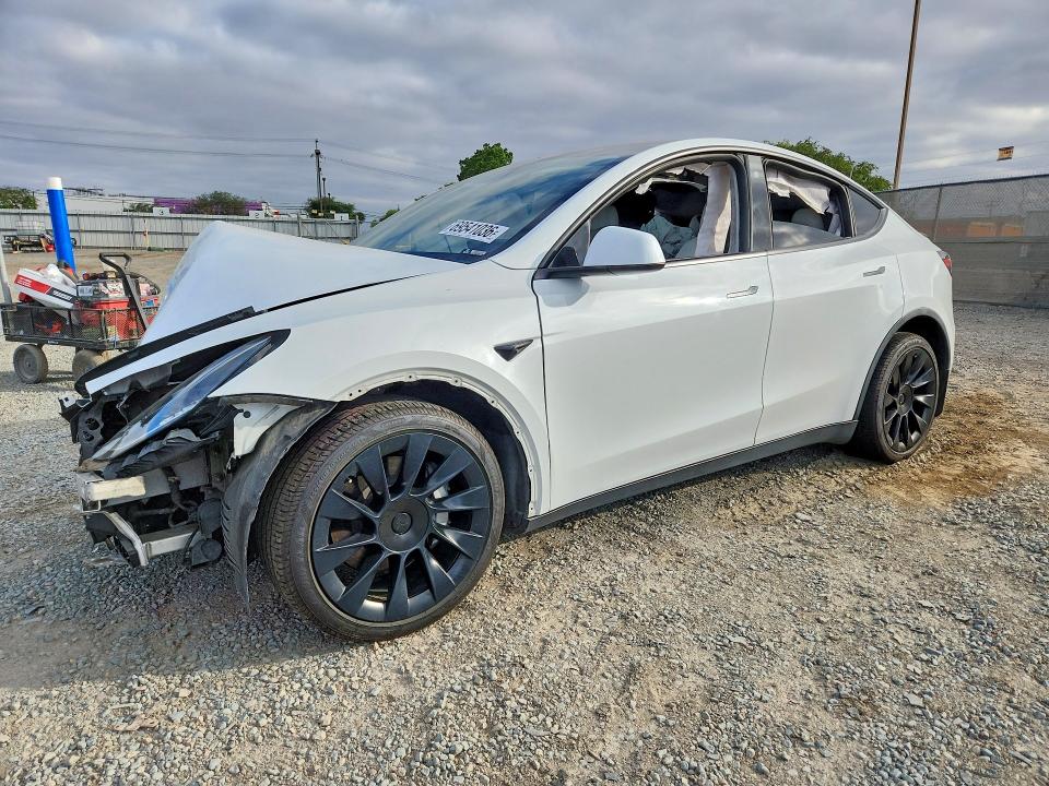 2021 Tesla Model Y მანქანა იყიდება აუქციონზე, vin: 5YJYGDEE3MF282829, აუქციონის ნომერი: 69541036
