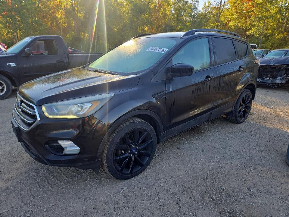 2017 Ford Escape მანქანა იყიდება აუქციონზე, vin: 1FMCU9GD9HUD63072, აუქციონის ნომერი: 70364716